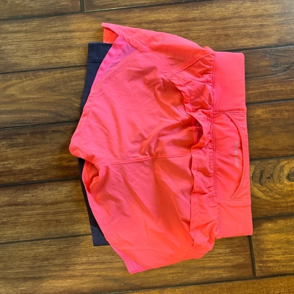UNDER ARMOUR Size Large 2-in-1 running shorts RUN STAMINA - Picture 6 of 8
